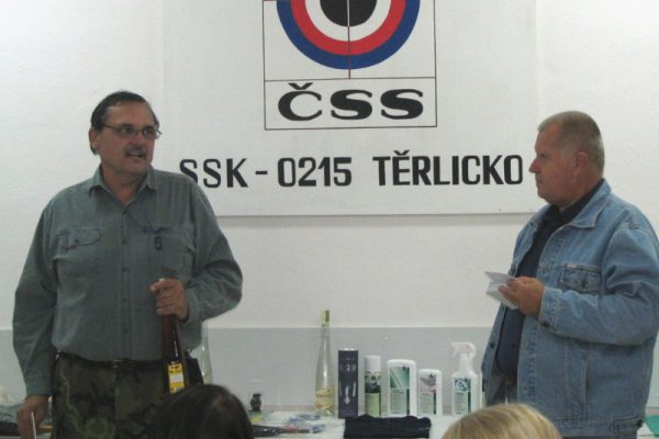 Vítěz - Lubomír Novotný s předsedou SSK 0215